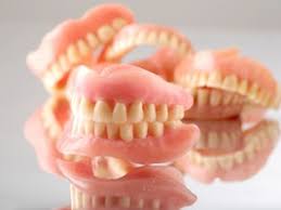 totalne proteze za zube